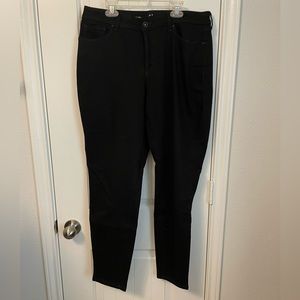 Style & Co black jeans. Curvy skinny jeans. Size 14